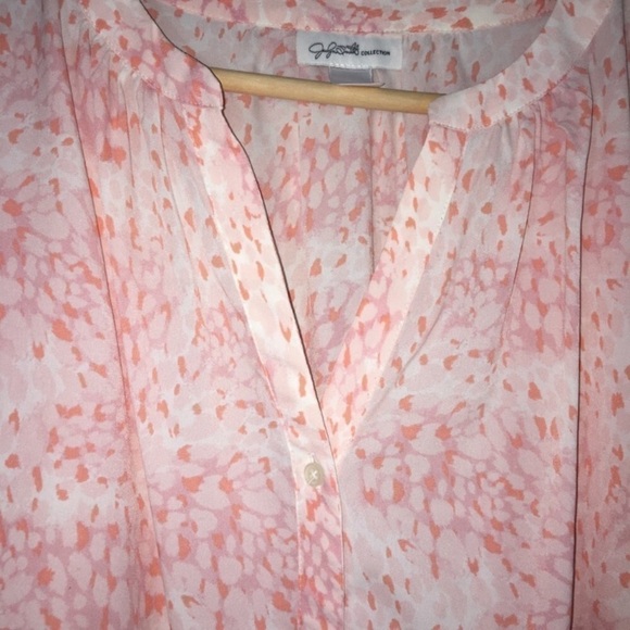 Jaclyn Smith Pink Dot Button Down - Picture 4 of 5